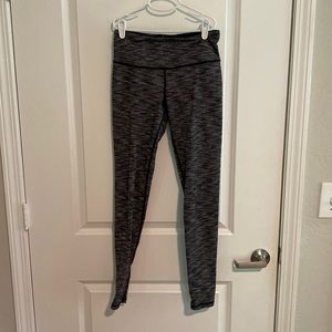 Victorias Secret leggings- small